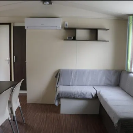 Campsite Le Soleil Mobil-home Saint-Julien-en-Born